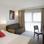 ホテル ノボテル クレルモン フェラン