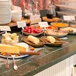 ホテル ノボテル クレルモン フェラン 4*