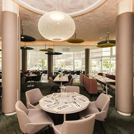 Novotel Hotel