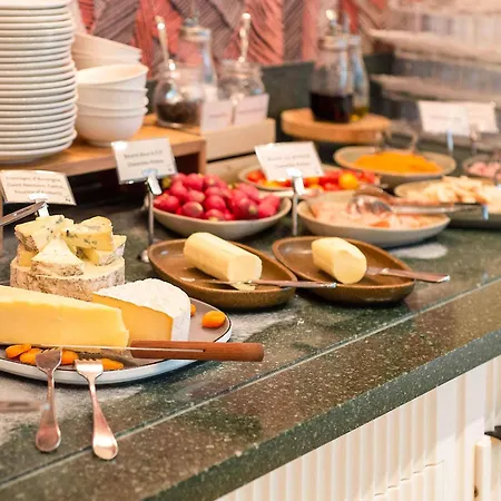 ノボテル クレルモン フェラン 4*