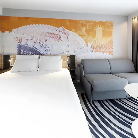 Novotel Hotel