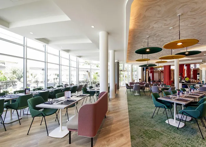 Novotel 4* קלרמונט-פרנד